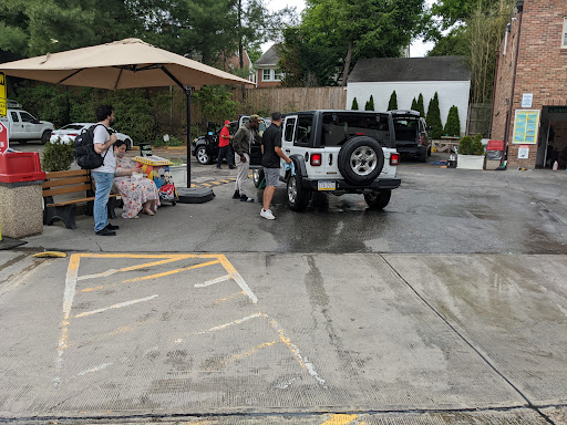 Car Wash «Flagship Car Wash Center», reviews and photos, 4432 Connecticut Ave NW, Washington, DC 20008, USA