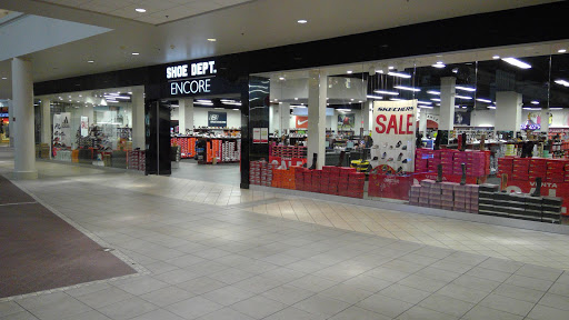 Shoe Store «Shoe Dept. Encore», reviews and photos, 2106 Green Oaks Rd, Fort Worth, TX 76116, USA