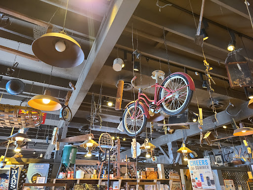 American Restaurant «Cracker Barrel Old Country Store», reviews and photos, 74 Hospitality Ln, Cadiz, KY 42211, USA