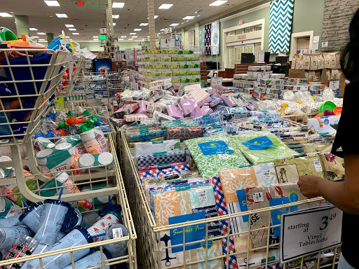 Home Goods Store «Christmas Tree Shops», reviews and photos, 340 Patriot Pl, Foxborough, MA 02035, USA