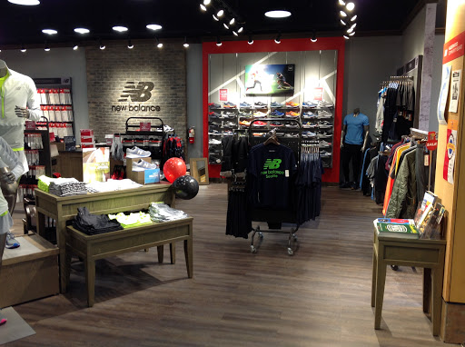 Shoe Store «New Balance Alderwood», reviews and photos, 3000 184th St SW #200, Lynnwood, WA 98037, USA