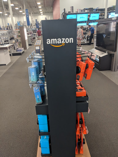 Shopping Mall «Drew 19 Shopping Center», reviews and photos, 21311 US Hwy 19 N, Clearwater, FL 33765, USA