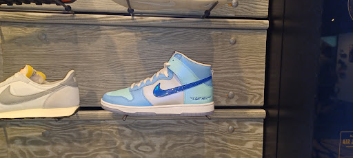 Sporting Goods Store «Nike Seattle», reviews and photos, 1500 6th Ave, Seattle, WA 98101, USA