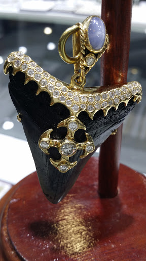 Jewelry Store «Crown Diamond Jewelers», reviews and photos, 9409 US-19, Port Richey, FL 34668, USA