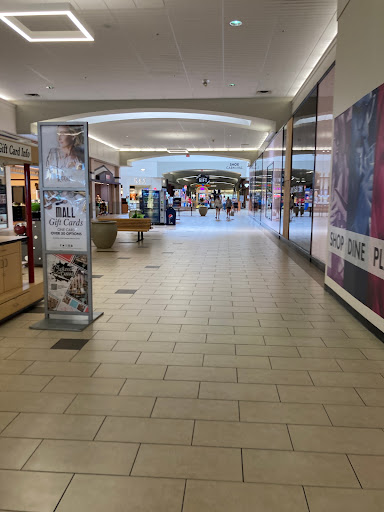 Shopping Mall «Kennedy Mall», reviews and photos, 555 John F Kennedy Rd, Dubuque, IA 52002, USA