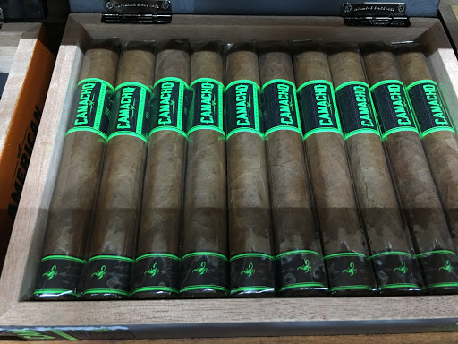 Tobacco Shop «Cigar House & Discount», reviews and photos, 1720 N Moorpark Rd, Thousand Oaks, CA 91360, USA