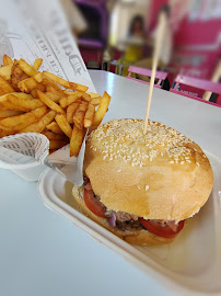 Hamburger du Restauration rapide La Roulotte - Burgers Saint-Pierre - n°18
