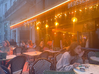 Atmosphère du Restaurant de hamburgers Les Brocanteurs (Bistro et Burgers) à La Rochelle - n°5