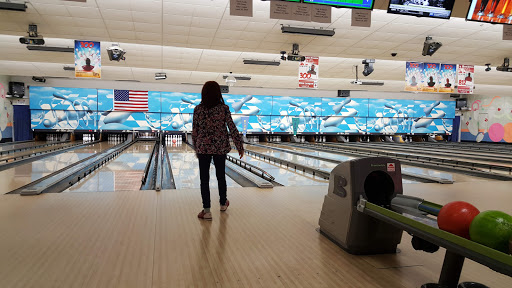 Bowling Alley «Al-Mar Lanes», reviews and photos, 1010 N Main St, Bowling Green, OH 43402, USA