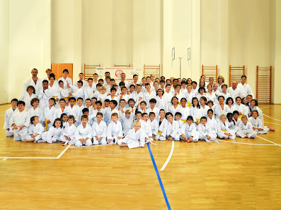 Associazione Sportiva Dilettantistica Karate Club Bolzano Via Resia, 39, 39100 Bolzano BZ, Italia