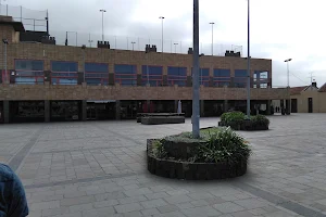Plaza del Quinto Centenario image