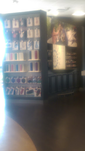 Cell Phone Store «Verizon», reviews and photos, 1441 24th Ave NW, Norman, OK 73069, USA