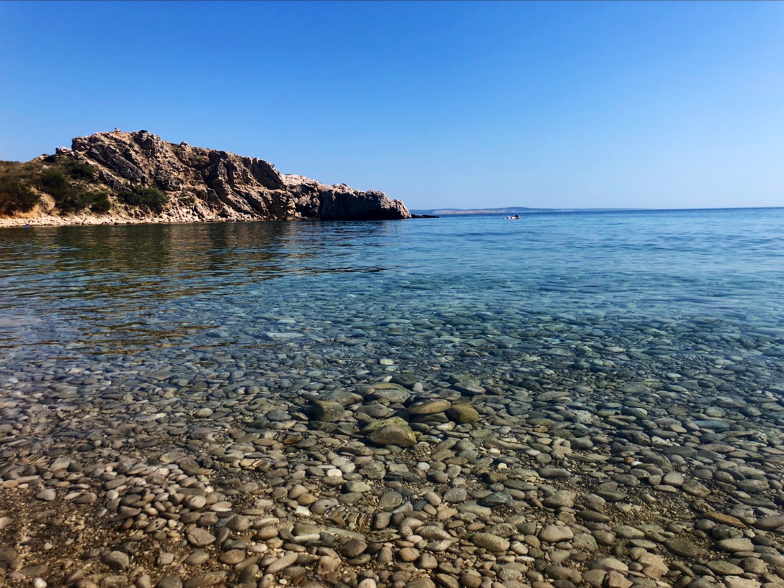 Foto di Stara Baska beach zona selvaggia