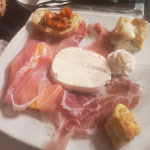 Photo n°2 de l'avis de Giuseppe.' fait le 25/08/2022 à 11:11 sur le  Ristorante Lo Scoiattolo à Pimonte