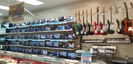 Pawn Shop «EZPAWN», reviews and photos, 2112 Singleton Blvd #100, Dallas, TX 75212, USA