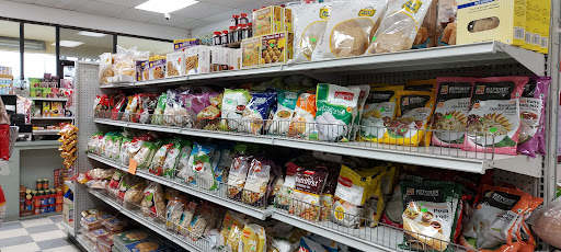 Grocery Store «Tampa Grocery», reviews and photos, 819 E Brandon Blvd, Brandon, FL 33511, USA