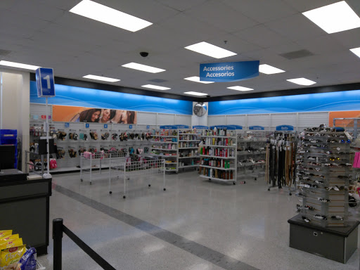 Clothing Store «Ross Dress for Less», reviews and photos, 9820 W Lower Buckeye Rd, Tolleson, AZ 85353, USA