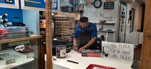 Donut Shop «Heavenly Doughnuts Shop», reviews and photos, 504 NE 102nd Ave, Portland, OR 97220, USA