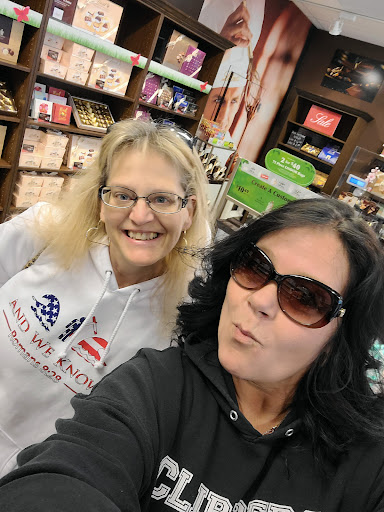 Chocolate Shop «Lindt», reviews and photos, 18 Lightcap Rd #1029, Pottstown, PA 19464, USA