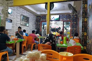 Martabak Kubang Resto image