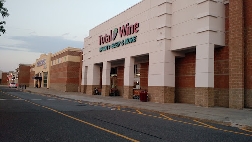 Wine Store «Total Wine & More», reviews and photos, 11 Mystic View Rd, Everett, MA 02149, USA