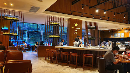 Starbucks Reserve Setia Alam DT