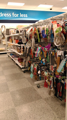 Clothing Store «Ross Dress for Less», reviews and photos, 9454 Skokie Blvd, Skokie, IL 60077, USA