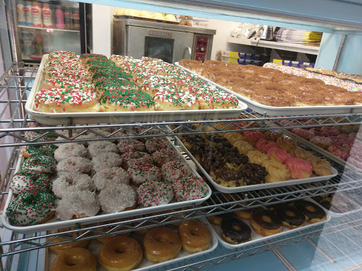 Donut Shop «Heavenly Donuts», reviews and photos, 1915 N Lombard St, Portland, OR 97217, USA
