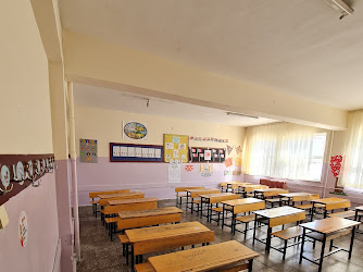 Nazif-sabber Bayraktar İlköğretim Okulu