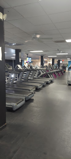 Gym «Gulf Coast Fitness Fort Myers», reviews and photos, 8540 Dayton Ave, Fort Myers, FL 33907, USA