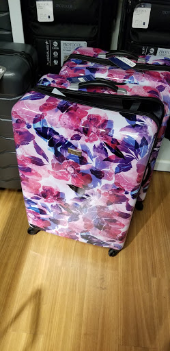 Shopping Mall «Emerald Square», reviews and photos, 999 S Washington St, North Attleborough, MA 02760, USA