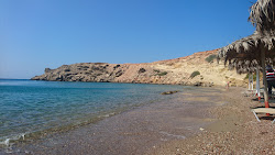 Paralia Agios Theodoros'in fotoğrafı uzun koy ile birlikte