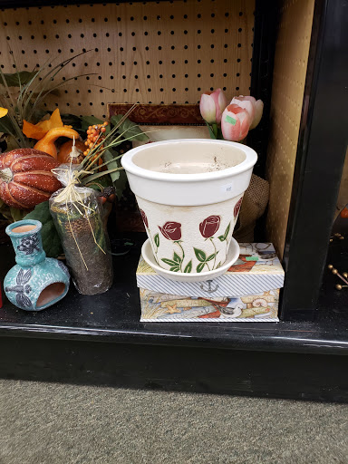 Thrift Store «The Salvation Army Family Store & Donation Center», reviews and photos, 35170 Dodge Park Rd, Sterling Heights, MI 48312, USA