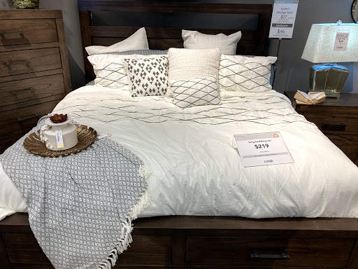 Furniture Store «Ashley HomeStore», reviews and photos, 3200 Mall Loop Dr, Joliet, IL 60431, USA