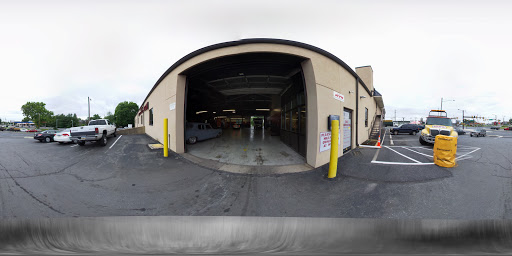 Auto Repair Shop «M & T Universal Tech», reviews and photos, 1208 Harrisburg Ave, Lancaster, PA 17603, USA