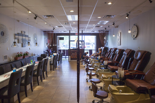 Nail Salon «Glamour Nails Spa», reviews and photos, 29455 N Cave Creek Rd, Cave Creek, AZ 85331, USA