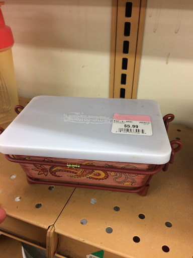 Thrift Store «MyUnique», reviews and photos, 116 Broad St, Elizabeth, NJ 07201, USA