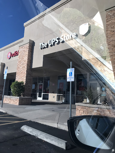 Shipping and Mailing Service «The UPS Store», reviews and photos, 5350 W Bell Rd Ste 122, Glendale, AZ 85308, USA