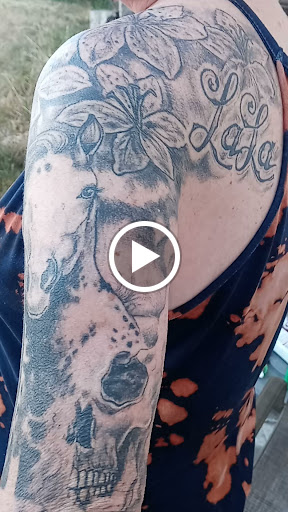 Tattoo Shop «Eye Spy Tattoos & Piercing», reviews and photos, 219 Southwest Blvd, Rohnert Park, CA 94928, USA