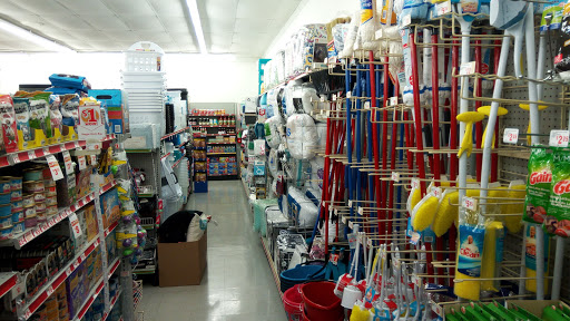 Dollar Store «FAMILY DOLLAR», reviews and photos, 16874 Stuebner Airline Rd, Klein, TX 77379, USA