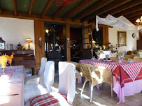 Atmosphère du Restaurant français Le Cottage à Éguzon-Chantôme - n°14