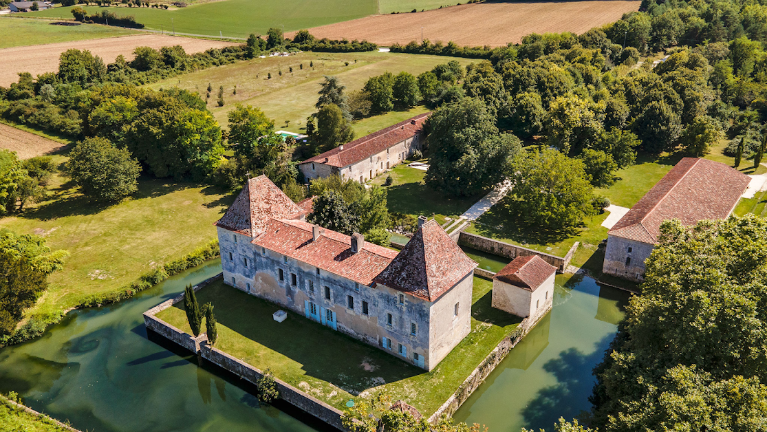 Chateau de La Mothe (propriété privée) à St Privat en Périgord (Dordogne 24)
