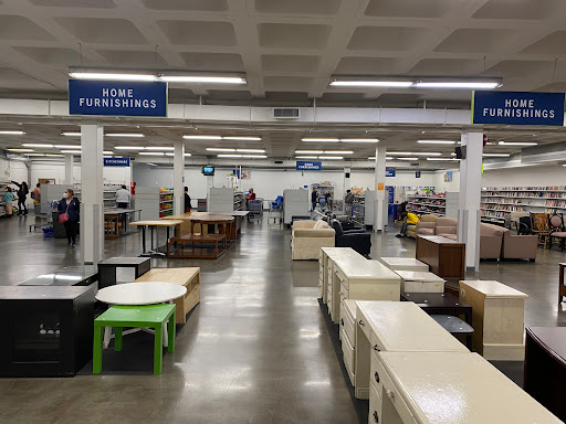 Thrift Store «Deseret Industries Thrift Store», reviews and photos, 2720 E 11th St, Los Angeles, CA 90023, USA