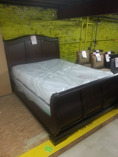 Furniture Store «Levin Furniture», reviews and photos, 600 W Main St, Mt Pleasant, PA 15666, USA