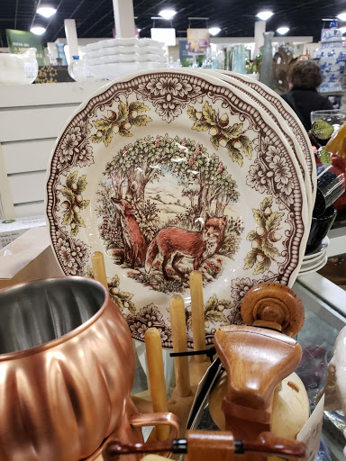 Department Store «T.J. Maxx & HomeGoods», reviews and photos, 2685 South Rd, Poughkeepsie, NY 12601, USA