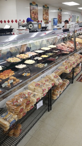 Supermarket «Elyria Apples», reviews and photos, 230 N Abbe Rd, Elyria, OH 44035, USA