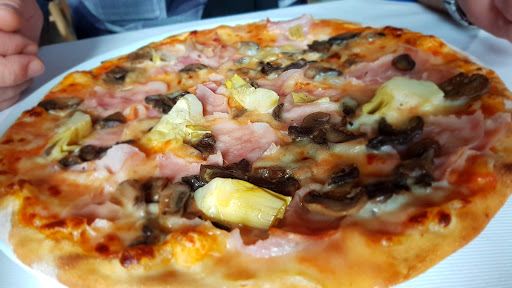 Pizzeria Ristorante AL PONTE in Pergine Valsugana, Provincia Autonoma di Trento
