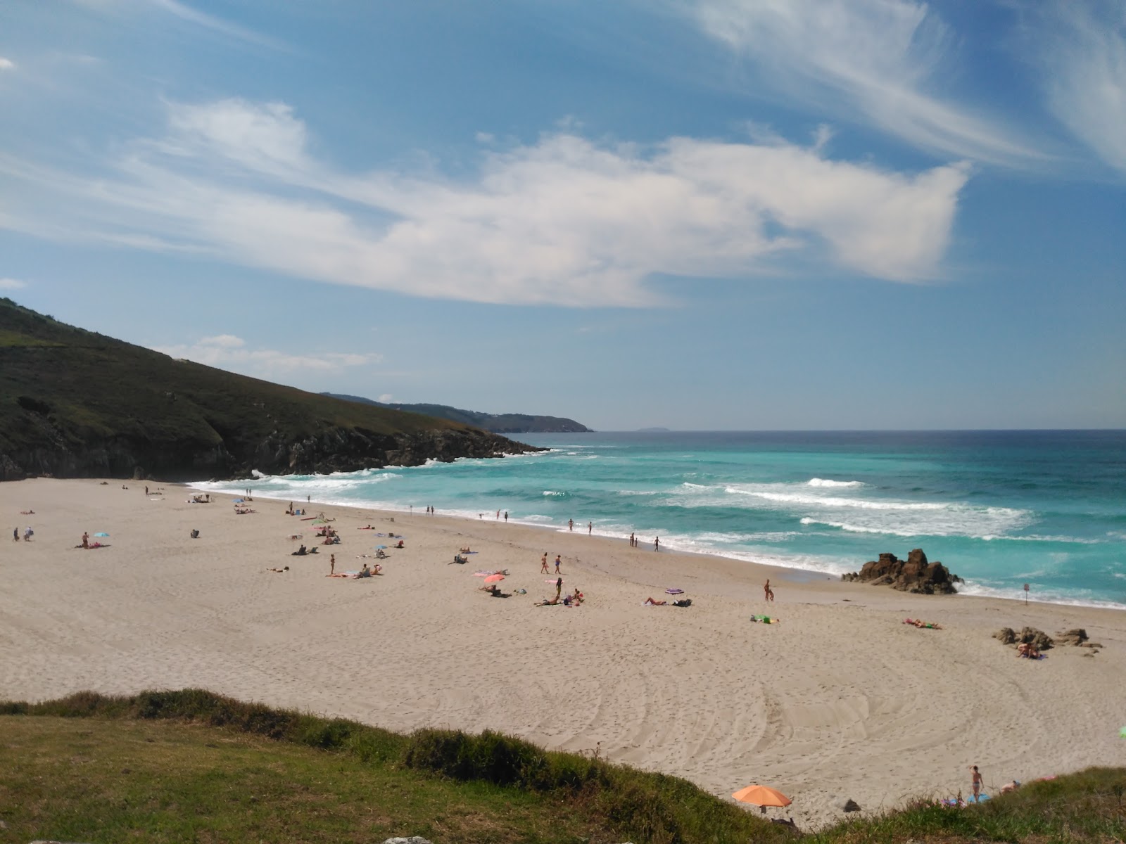 Foto van Praia de Valcobo met turquoise puur water oppervlakte