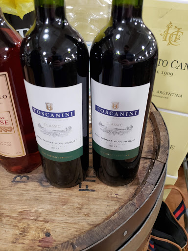 Wine Store «Westchester Wine Warehouse», reviews and photos, 53 Tarrytown Rd, White Plains, NY 10607, USA