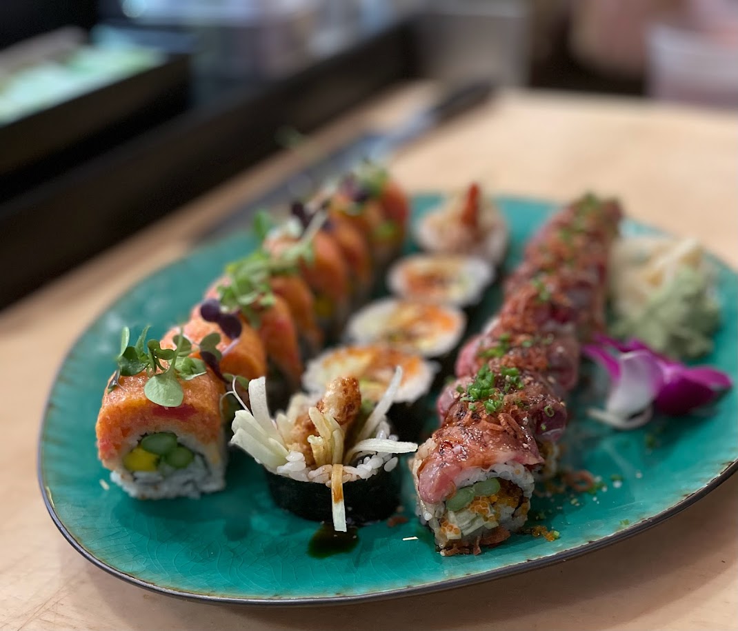 Taku sushi bar